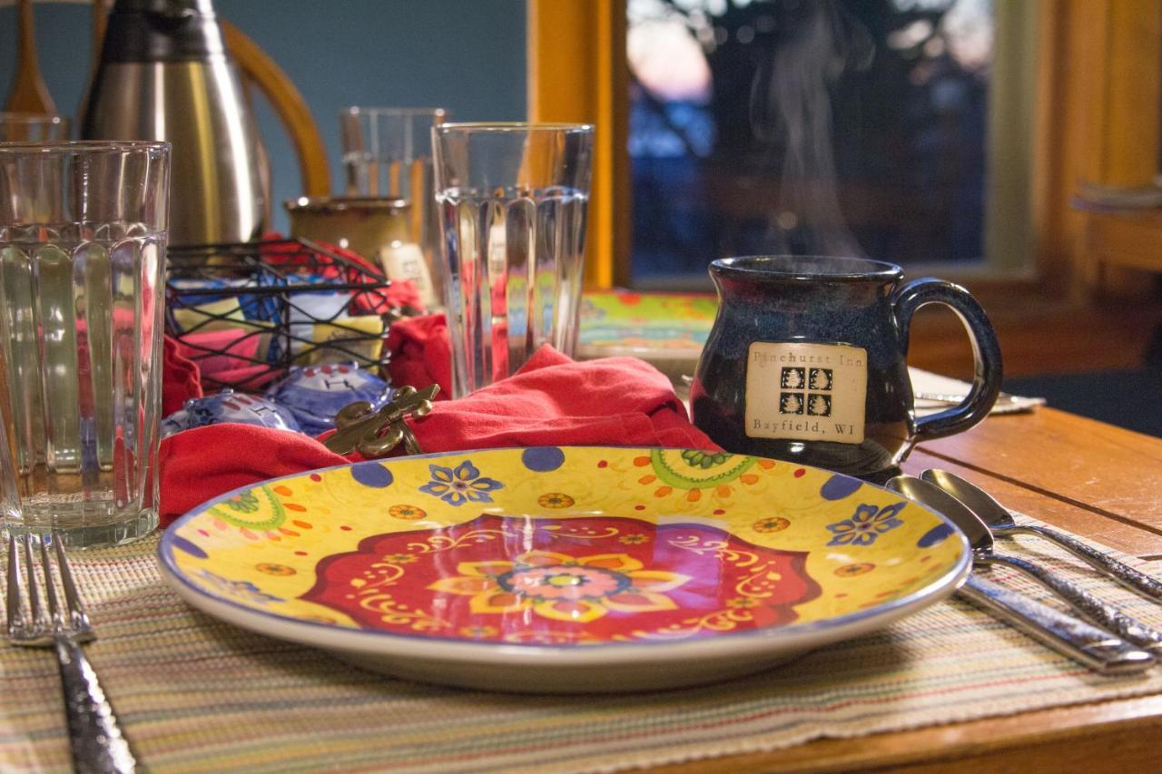 Pinehurst Inn Bed & Breakfast Bayfield Esterno foto
